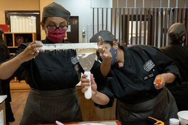 Vegan and gluten-free baking classes in Delhi